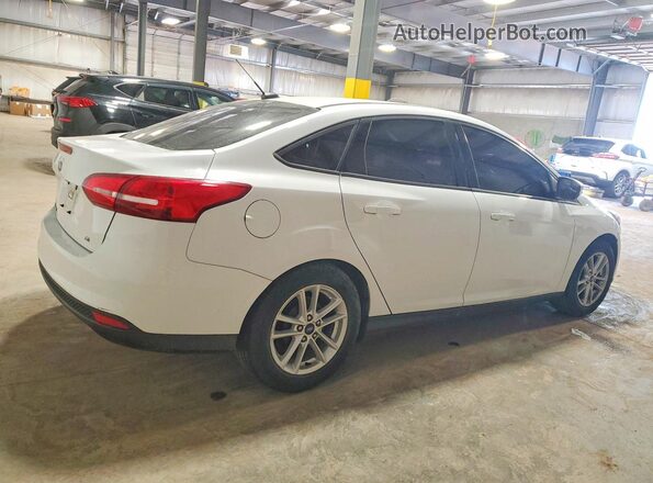 1FADP3F25JL318600 2018 FORD FOCUS White Задня права чверть