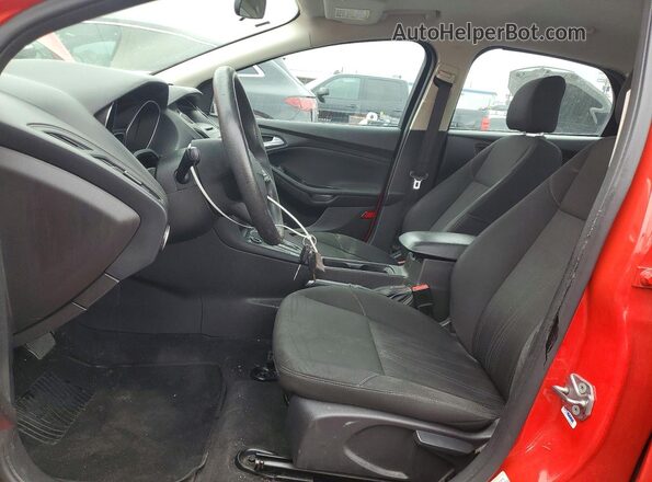 1FADP3F26GL205845 2016 FORD FOCUS Red Вид салону спереду