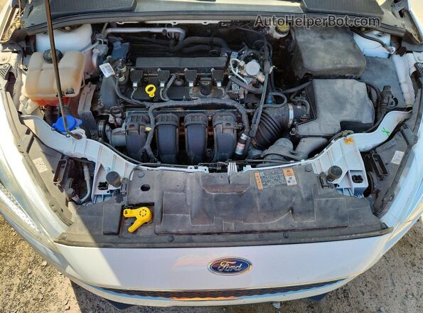 1FADP3F26GL405348 2016 FORD FOCUS White Вид задньої частини салону