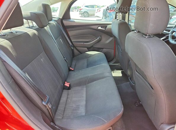 1FADP3F26HL241276 2017 FORD FOCUS Red 