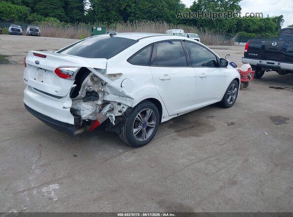 1FADP3F26JL226475 2018 FORD FOCUS Белый Задняя правая четверть