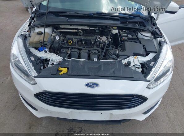 1FADP3F26JL226475 2018 FORD FOCUS Белый Вид сзади