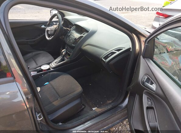 1FADP3F26JL315639 2018 FORD FOCUS Gray წინა სალონის ხედი