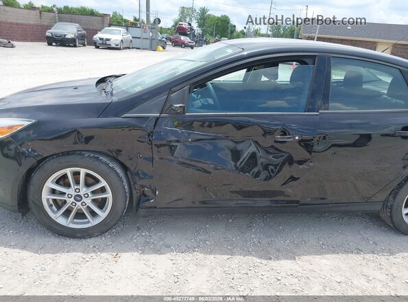 1FADP3F26JL327502 2018 FORD FOCUS Black Widok z przodu