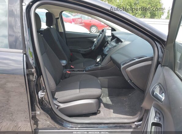 1FADP3F26JL327502 2018 FORD FOCUS Black Widok wnętrza z przodu