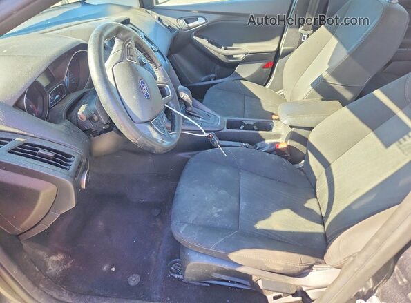 1FADP3F27HL227032 2017 FORD FOCUS Charcoal Front interior view