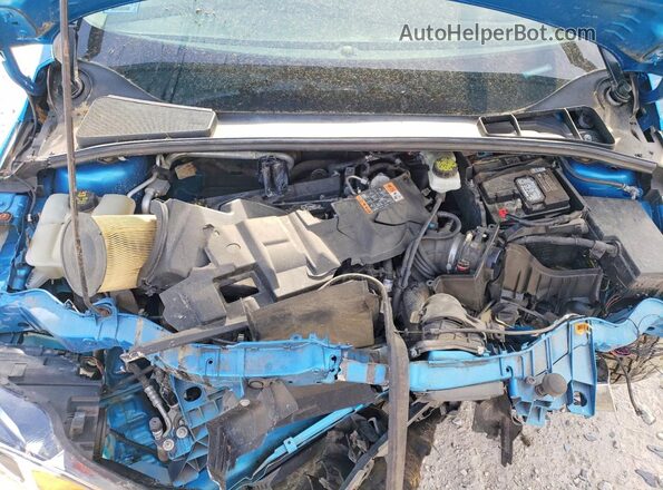 1FADP3F27HL261729 2017 FORD FOCUS Blue 