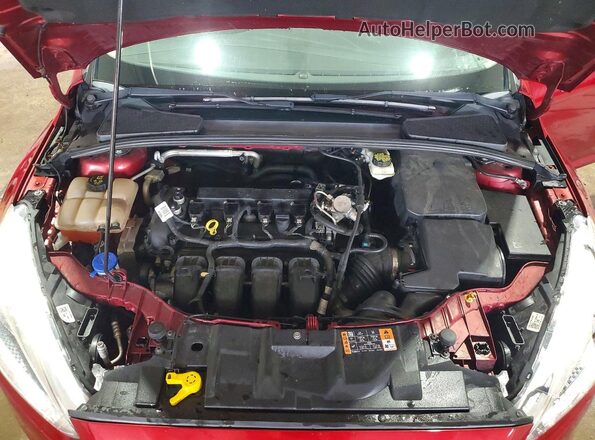 1FADP3F27HL281141 2017 FORD FOCUS Red Widok wnętrza z tyłu
