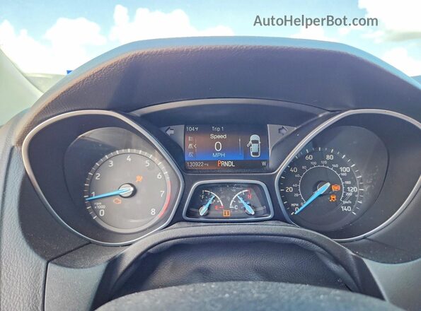 1FADP3F27HL282161 2017 FORD FOCUS Gray Instrument cluster view