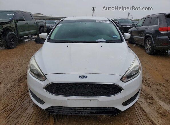 1FADP3F27HL300674 2017 FORD FOCUS Белый Вид спереди