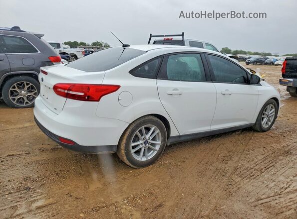 1FADP3F27HL300674 2017 FORD FOCUS Белый Задняя правая четверть