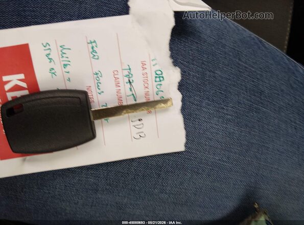1FADP3F27HL312002 2017 FORD FOCUS Gray Widok deski rozdzielczej