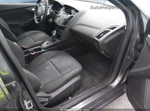 1FADP3F27HL312002 2017 FORD FOCUS Gray Widok wnętrza z przodu