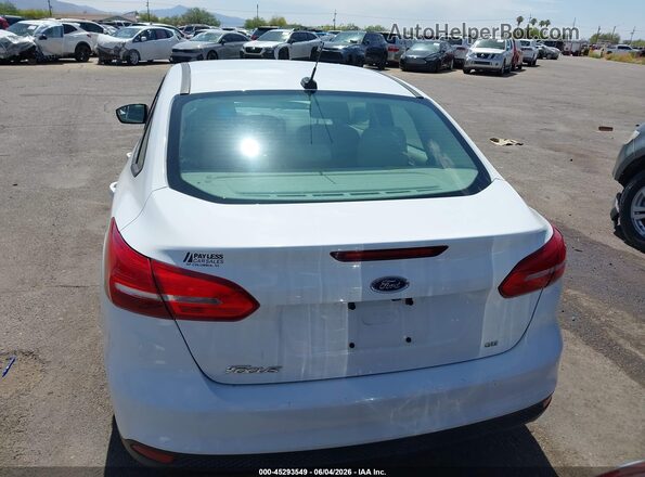 1FADP3F27HL322447 2017 FORD FOCUS Белый 
