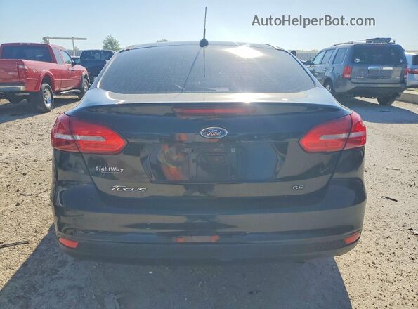 1FADP3F27JL223715 2018 FORD FOCUS Black Вид ззаду