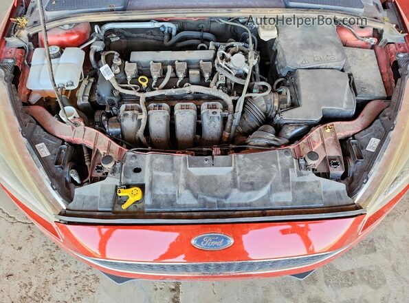 1FADP3F27JL270842 2018 FORD FOCUS Maroon Widok wnętrza z tyłu