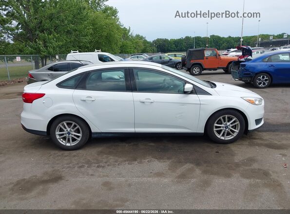 1FADP3F27JL272249 2018 FORD FOCUS White Սալոնի հետևի տեսք