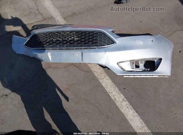 1FADP3F27JL330540 2018 FORD FOCUS Silver Instrument cluster view