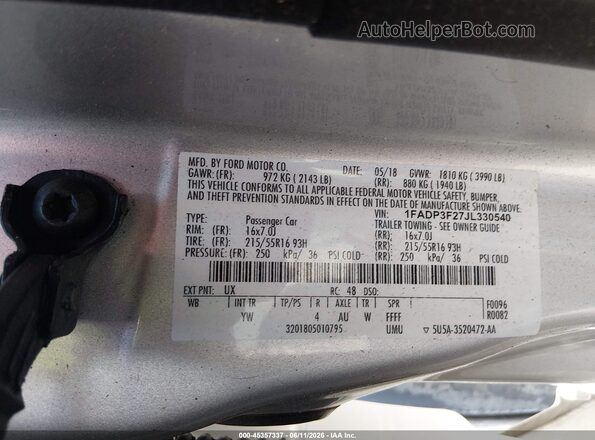 1FADP3F27JL330540 2018 FORD FOCUS Silver Engine compartment view