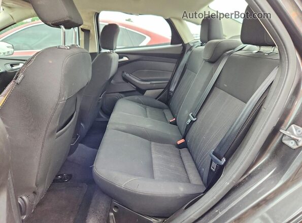 1FADP3F28GL358940 2016 FORD FOCUS Black Widok tylnych siedzeń