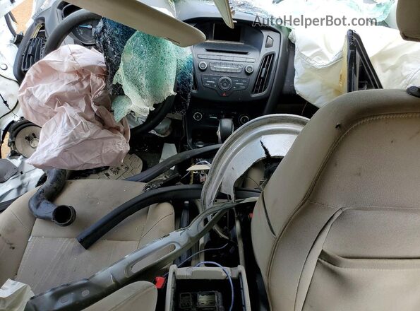 1FADP3F28HL253784 2017 FORD FOCUS White Dashboard view
