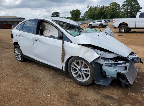 1FADP3F28HL253784 2017 FORD FOCUS White Front right