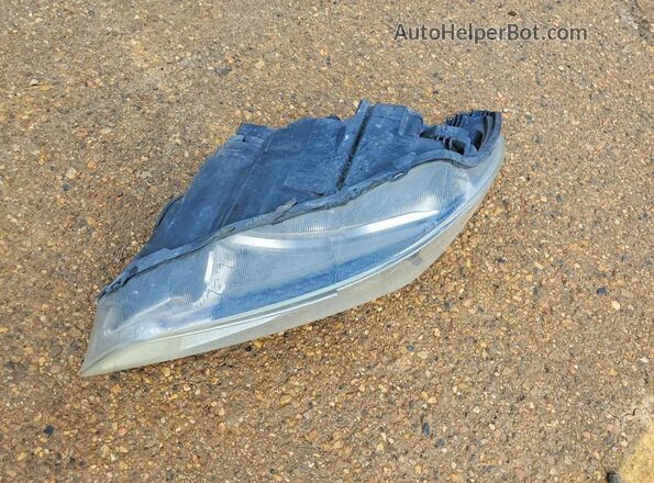 1FADP3F28HL253784 2017 FORD FOCUS White Engine compartment view