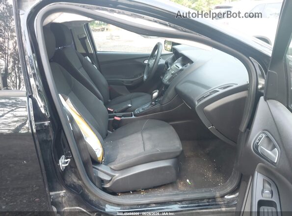 1FADP3F28HL266549 2017 FORD FOCUS Black Widok wnętrza z przodu