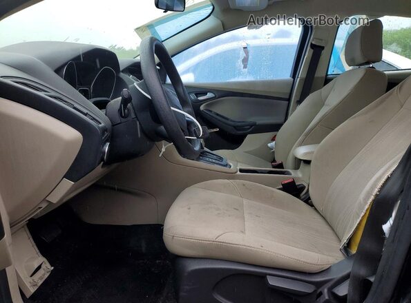 1FADP3F28HL318181 2017 FORD FOCUS Black Вид салону спереду