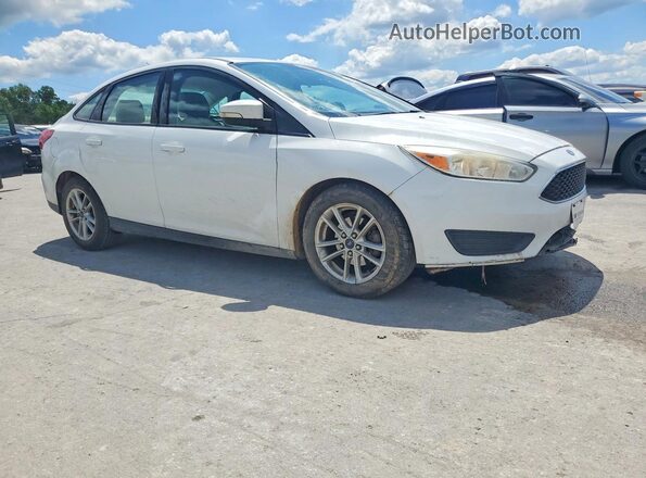 1FADP3F29GL271063 2016 FORD FOCUS White Przód prawy