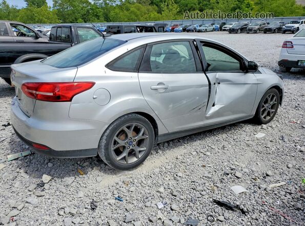 1FADP3F29GL330757 2016 FORD FOCUS Silver Trasero derecho