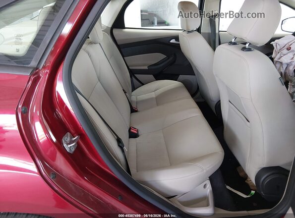 1FADP3F29GL378064 2016 FORD FOCUS Burgundy VIN կոդի պիտակի տեսք