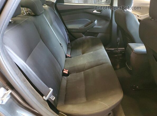 1FADP3F29HL303527 2017 FORD FOCUS Gray Вид задніх сидінь