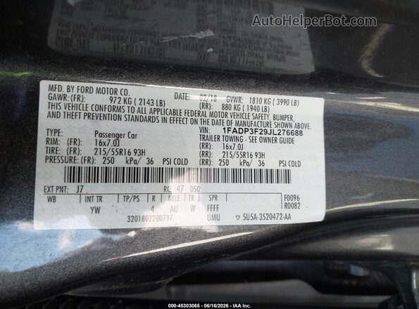 1FADP3F29JL276688 2018 FORD FOCUS Gray Вид підкапотного простору