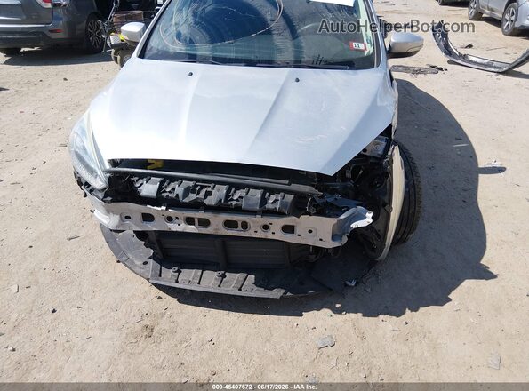 1FADP3F2XGL235995 2016 FORD FOCUS Silver Вид спереду