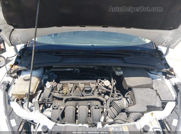 1FADP3F2XHL222732 2017 FORD FOCUS White Widok z tyłu