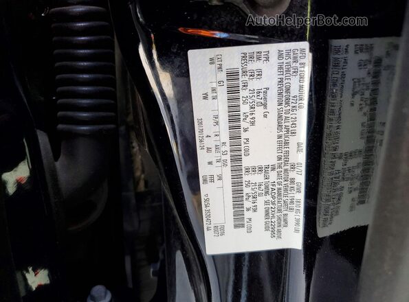 1FADP3F2XHL229955 2017 FORD FOCUS Black Вид підкапотного простору