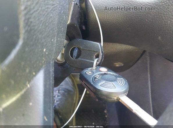 1FADP3F2XHL264298 2017 FORD FOCUS Silver Dashboard view