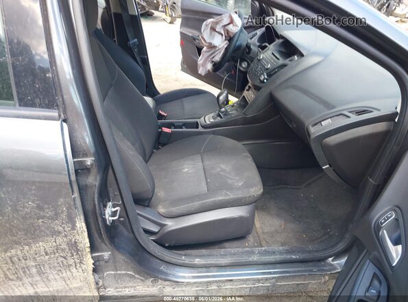 1FADP3F2XHL321552 2017 FORD FOCUS Gray Front interior view