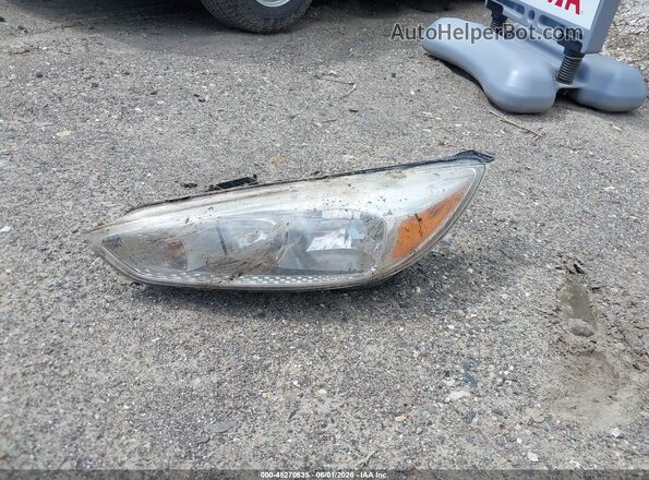 1FADP3F2XHL321552 2017 FORD FOCUS Gray Instrument cluster view