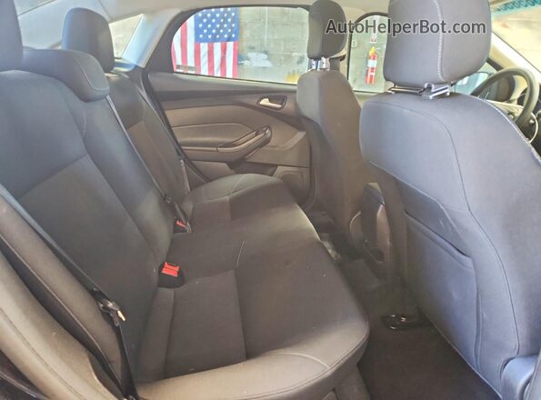 1FADP3FE0JL221847 2018 FORD FOCUS Black Widok tylnych siedzeń