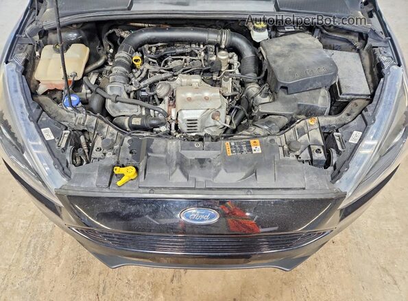 1FADP3FE0JL221847 2018 FORD FOCUS Black Widok wnętrza z tyłu