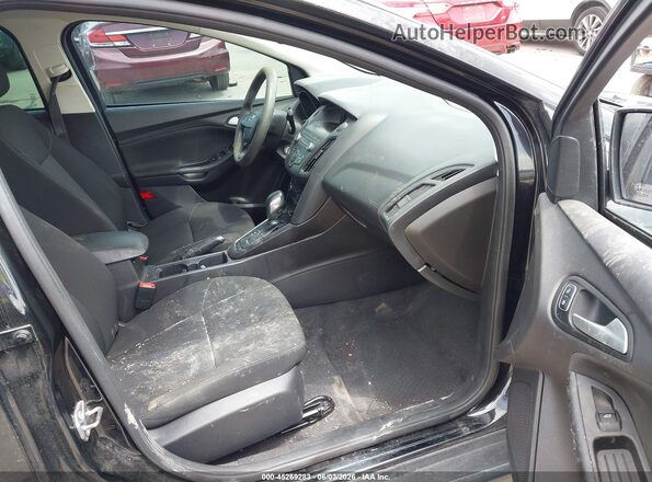 1FADP3FE0JL229804 2018 FORD FOCUS Черный Вид салона спереди