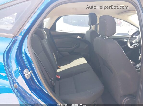 1FADP3FE0JL265704 2018 FORD FOCUS Blue VIN sticker view