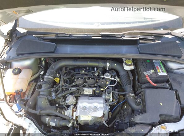 1FADP3FE0JL283975 2018 FORD FOCUS Silver Հետևի տեսք