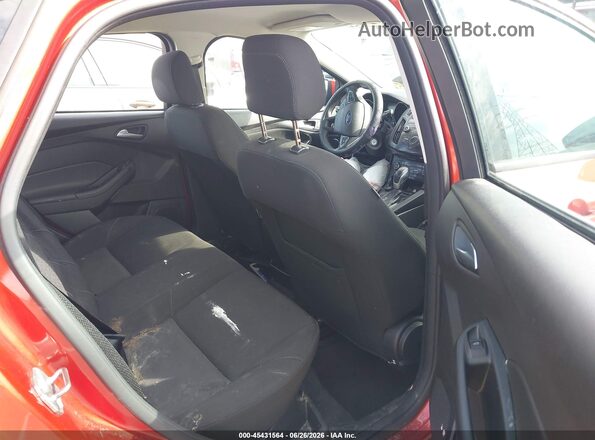 1FADP3FE0JL284785 2018 FORD FOCUS Red VIN კოდის სტიკერის ხედი