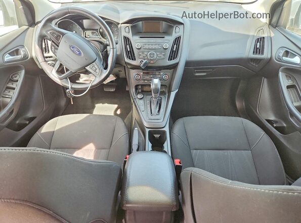 1FADP3FE1GL405302 2016 FORD FOCUS Silver Dashboard view
