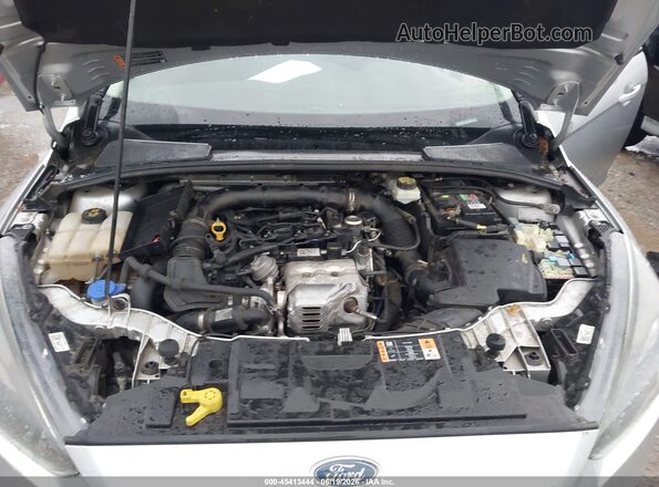 1FADP3FE1HL276494 2017 FORD FOCUS Silver Rear view