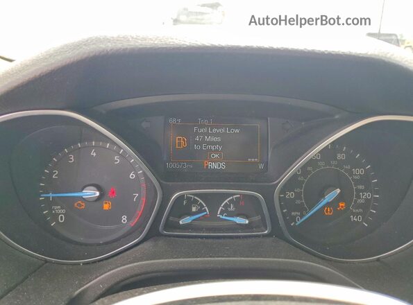 1FADP3FE2HL282708 2017 FORD FOCUS White Vista del cuadro de instrumentos