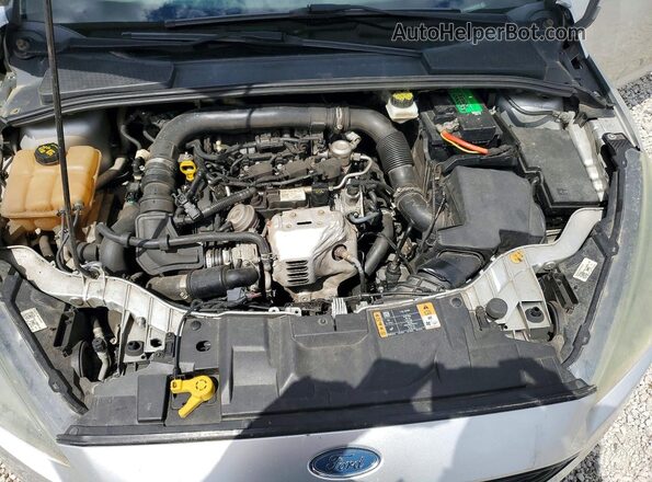 1FADP3FE2HL282708 2017 FORD FOCUS White Vista interior trasera